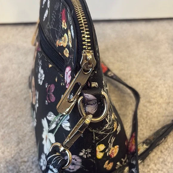 Kate Spade Black Crossbody Bag with Floral Design - Picture 3 of 10